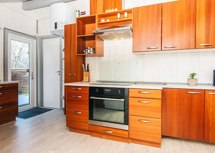 6 Person In Give-by Traum * Give